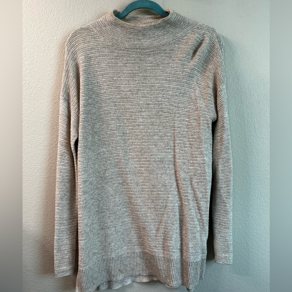 Old Navy neutral sweater; size medium